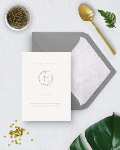 Invitación de boda minimalista con marmol